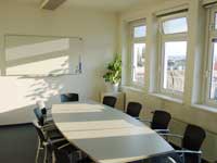 Besprechungszimmer (10-12 Personen)